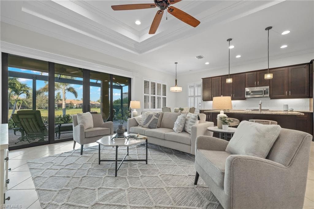9096 Isla Bella CIR