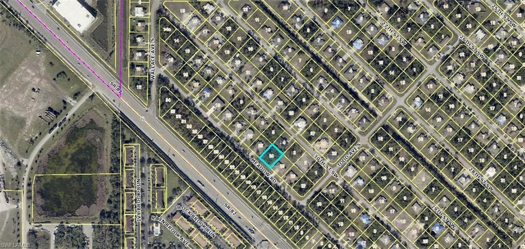137/139 Meadow RD LEHIGH ACRES, FL 33973