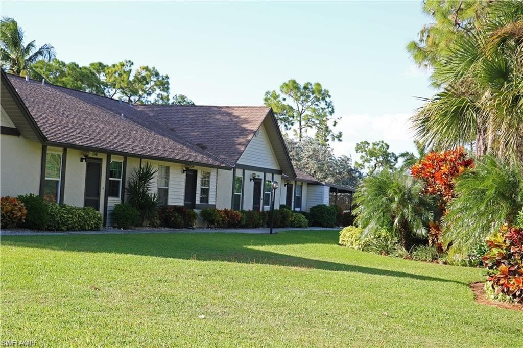 1046 PINE ISLE LN 1046 NAPLES, FL 34112