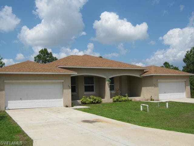 380-382 Chamonix AVE S LEHIGH ACRES, FL 33974