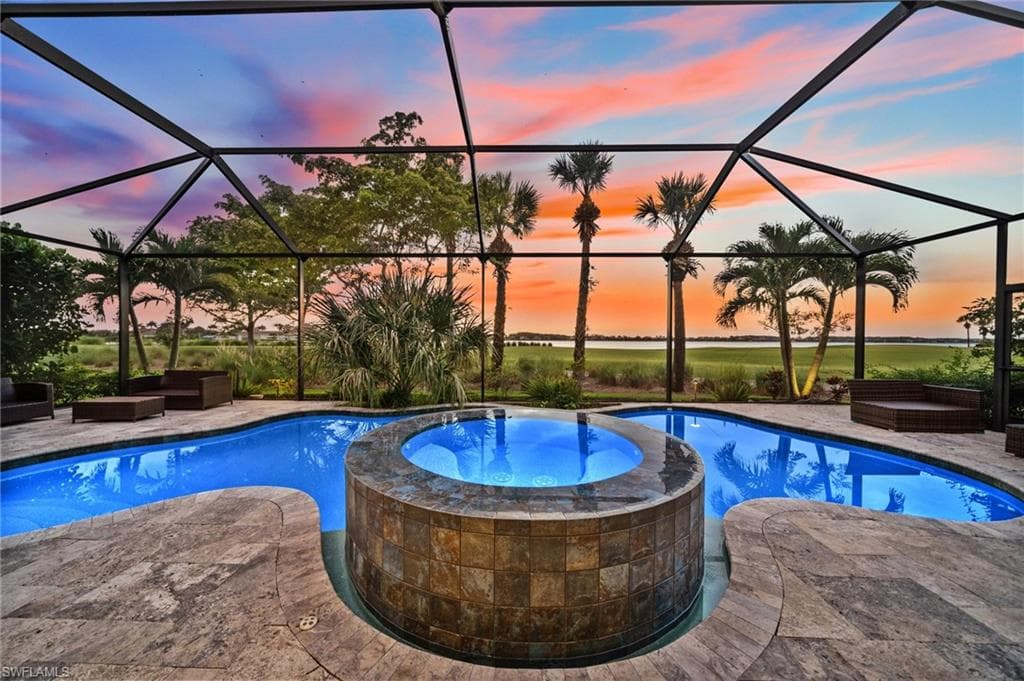 9086 Siesta Bay DR NAPLES, FL 34120