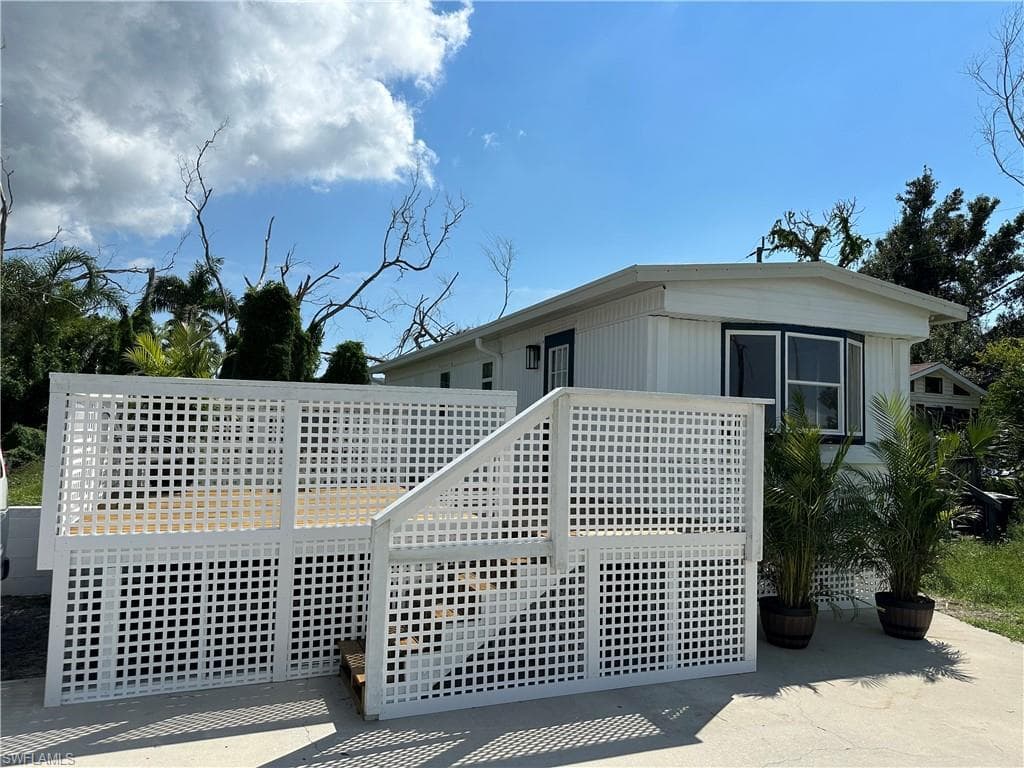 5667 Pine Island RD NW 5 BOKEELIA, FL 33922