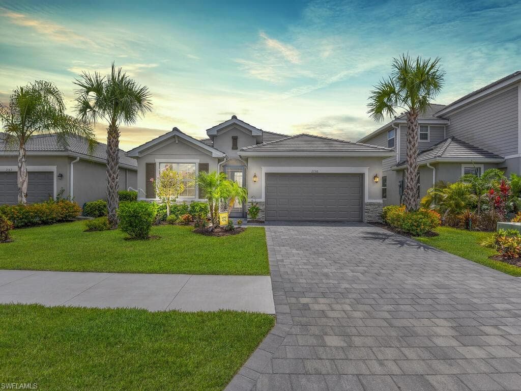 2158 Clementine ST NAPLES, FL 34120