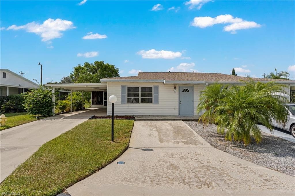 20 Desert Candle CIR LEHIGH ACRES, FL 33936