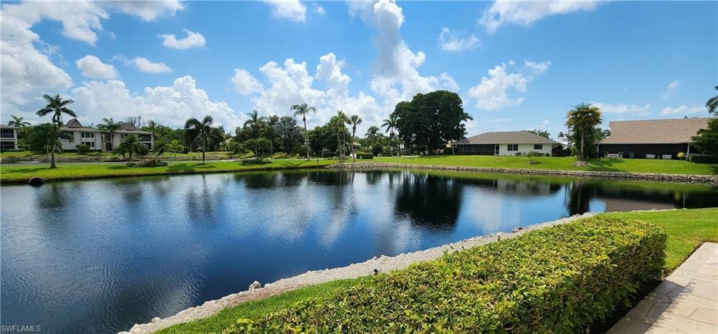 102 Georgetown BLVD 102 NAPLES, FL 34112