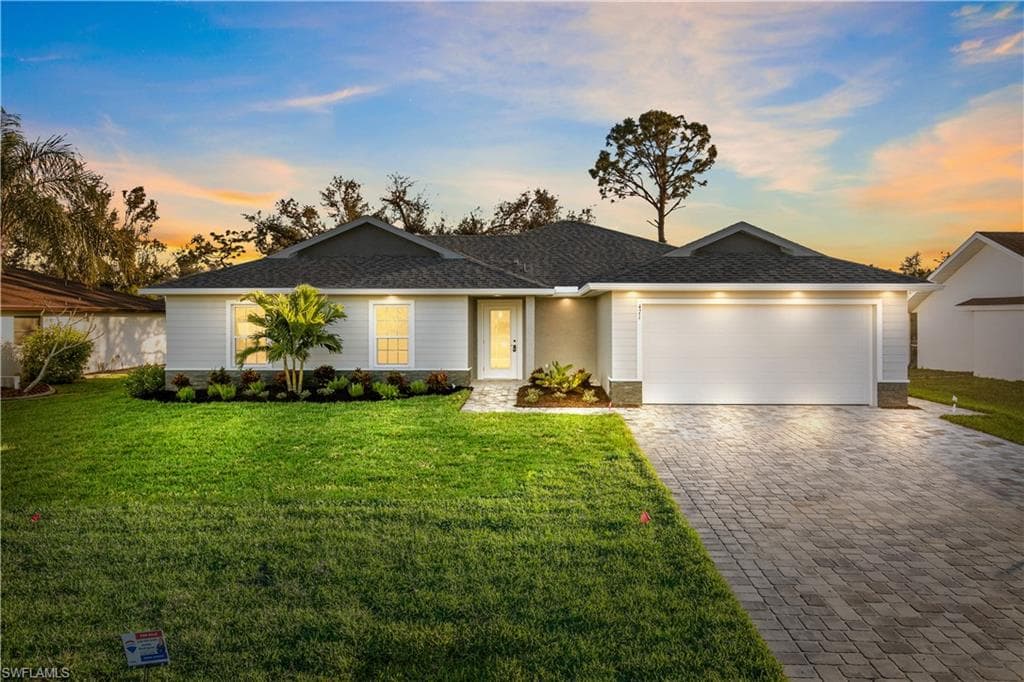 471 Londrina DR PUNTA GORDA, FL 33983