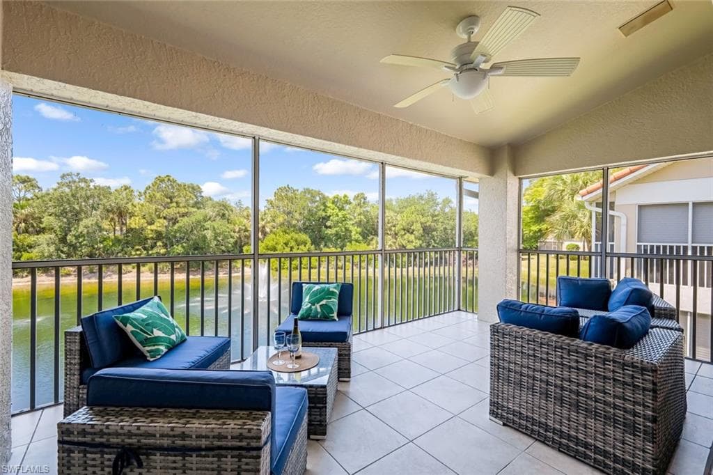 5360 Andover DR 202 NAPLES, FL 34110