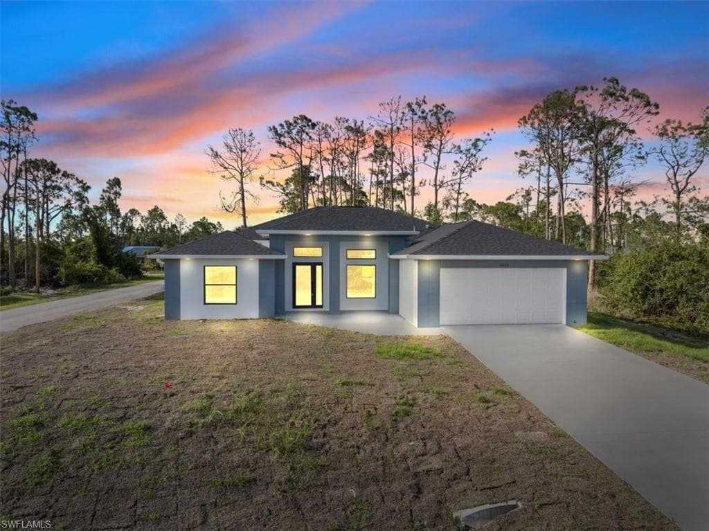 3010 38th ST SW LEHIGH ACRES, FL 33976
