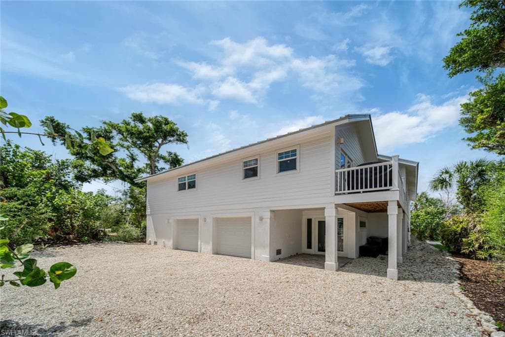 721 Cardium ST SANIBEL, FL 33957