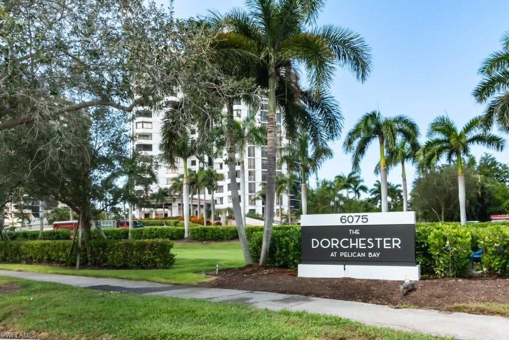6075 Pelican Bay BLVD PH-D NAPLES, FL 34108