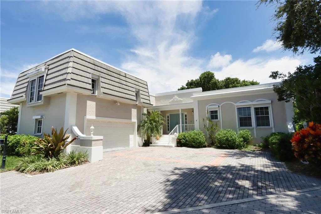 5916 Chanteclair DR 8.5 NAPLES, FL 34108