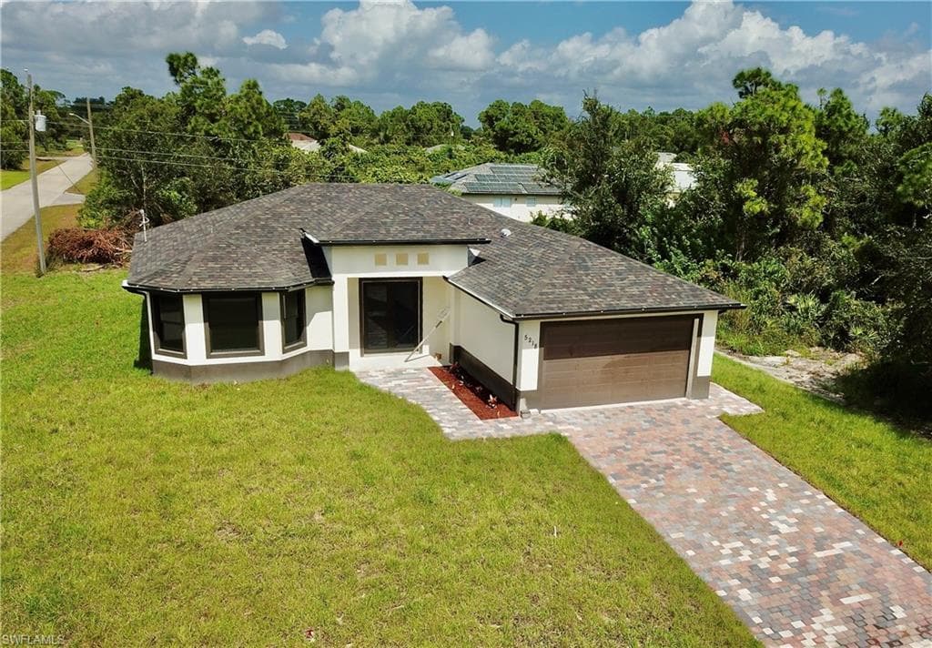 5218 2nd ST W LEHIGH ACRES, FL 33971