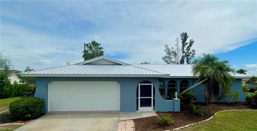 1201 SE 25th LN CAPE CORAL, FL 33904