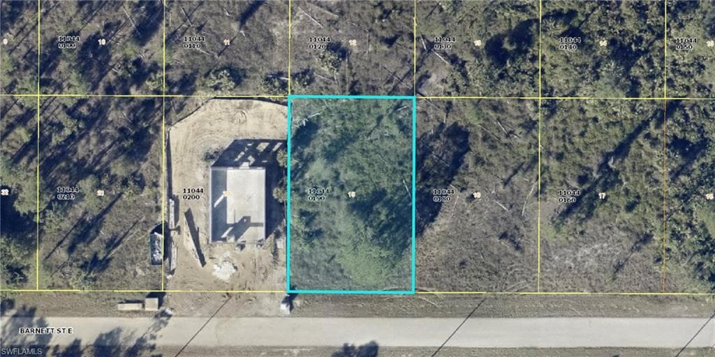 1053 Barnett ST E LEHIGH ACRES, FL 33974