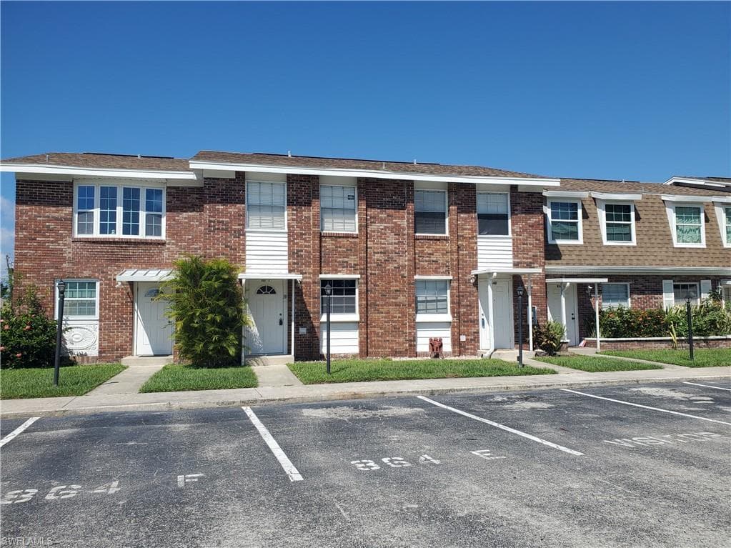 864 Courtington LN 4 FORT MYERS, FL 33919