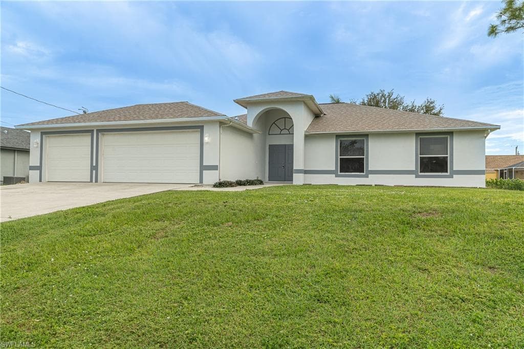 1112 NE 34th ST CAPE CORAL, FL 33909