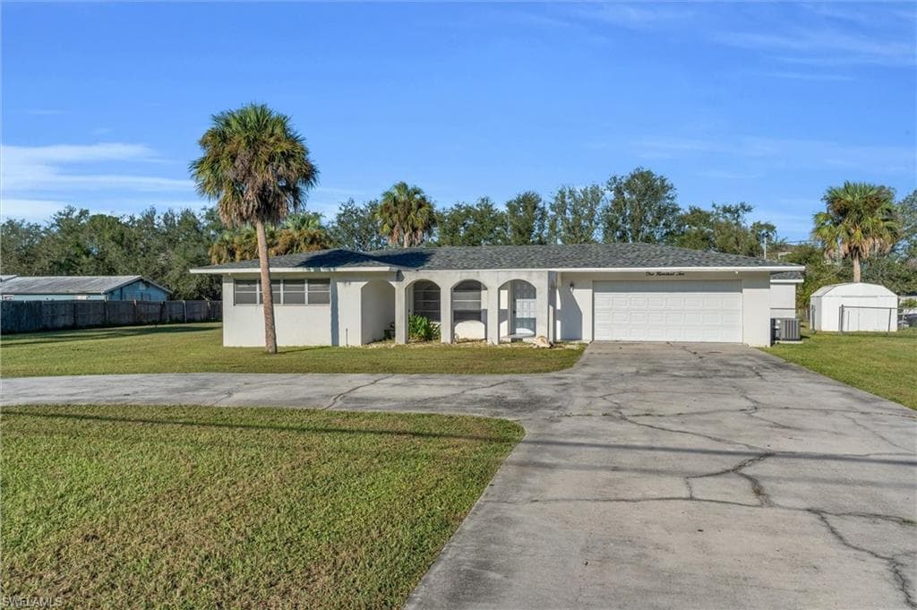 110 Herron RD NORTH FORT MYERS, FL 33903