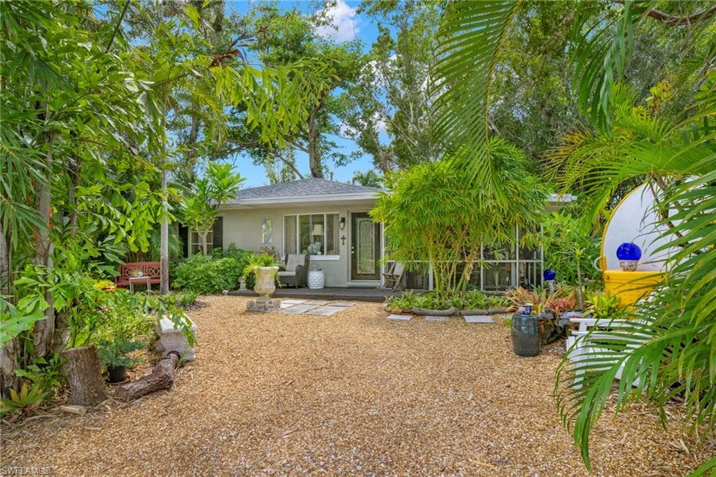 1646 Coronado RD FORT MYERS, FL 33901