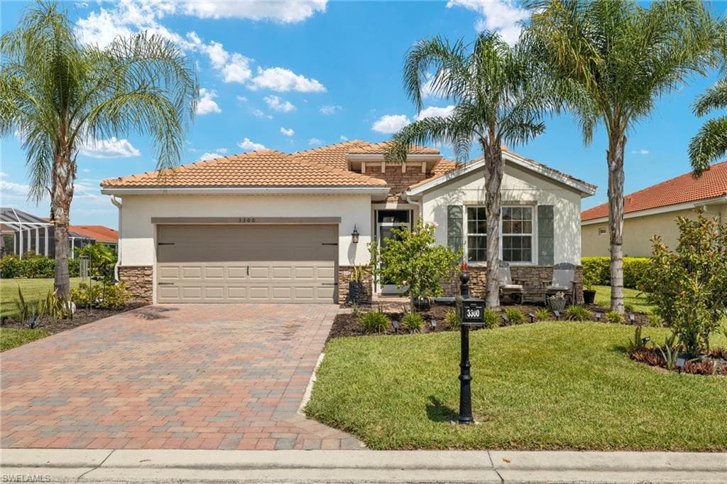 3300 Apple Blossom DR ALVA, FL 33920