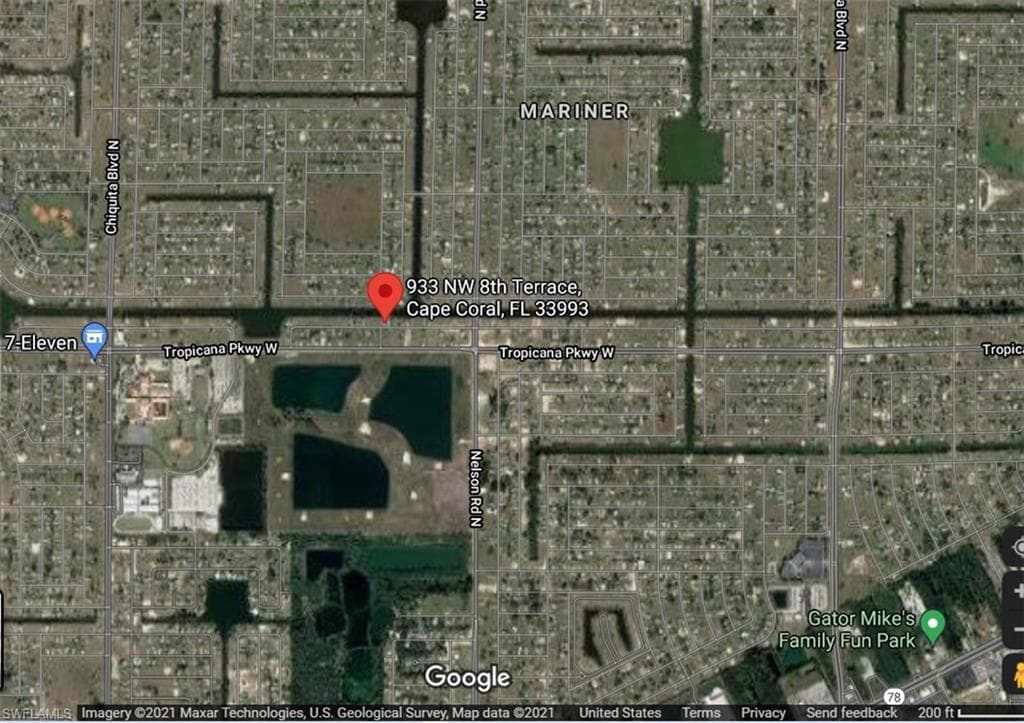 933 NW 8th TER CAPE CORAL, FL 33993