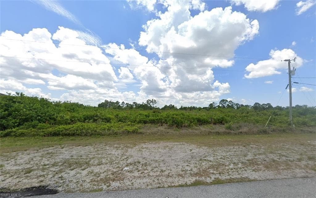 902 Grant BLVD LEHIGH ACRES, FL 33974