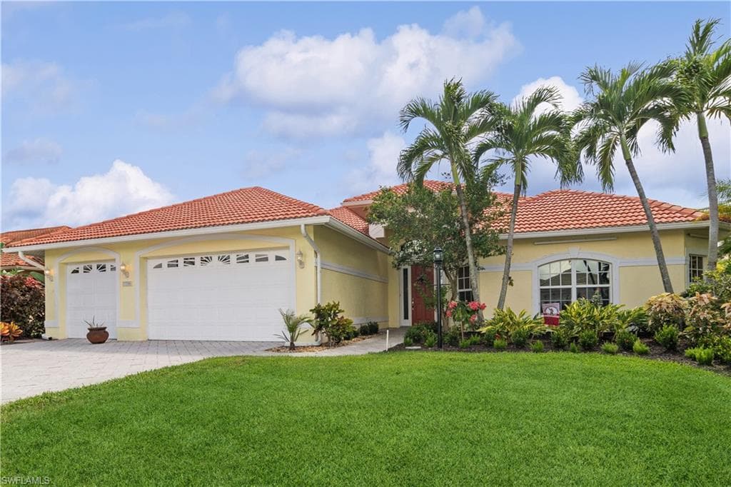 9796 Alhambra LN BONITA SPRINGS, FL 34135