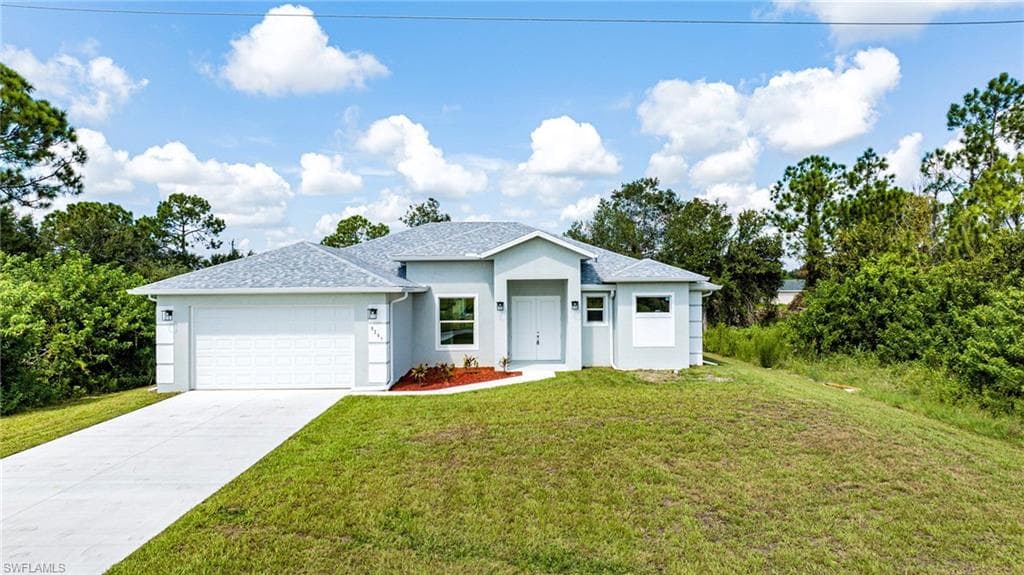 5301 Sunshine BLVD N LEHIGH ACRES, FL 33971