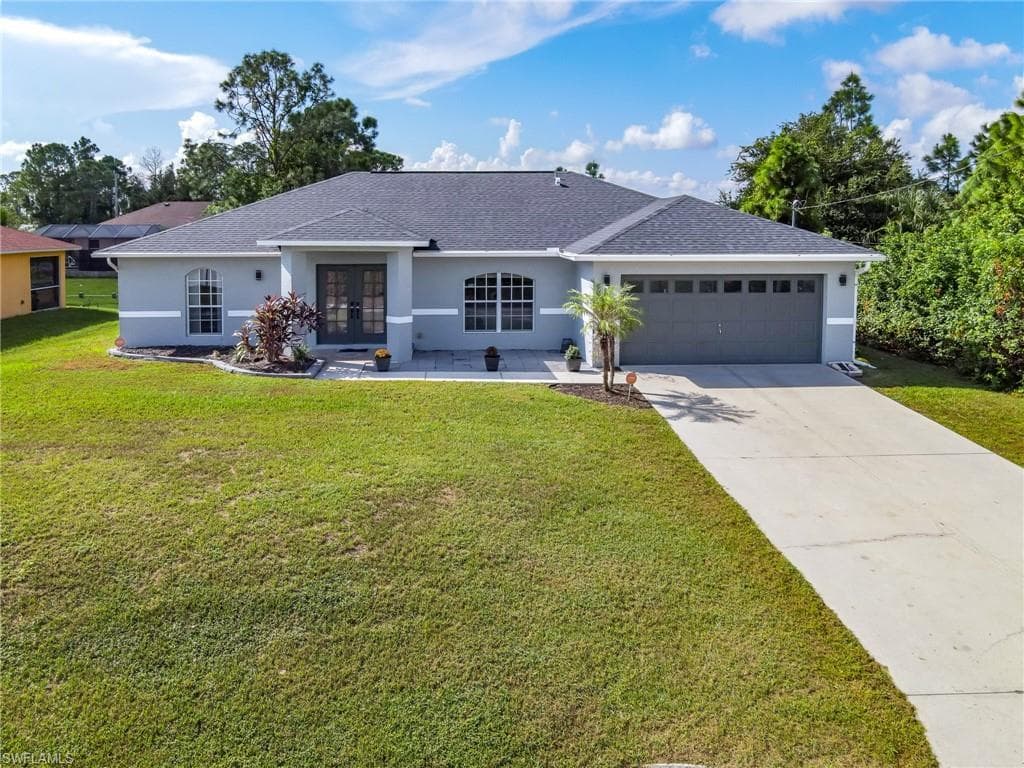 3017 35th ST SW LEHIGH ACRES, FL 33976