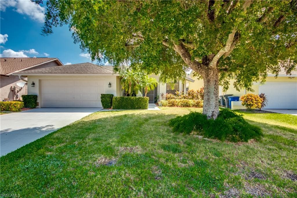 13111 Regent CIR FORT MYERS, FL 33966