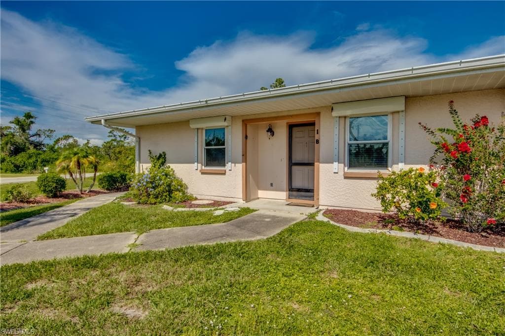 25068 Harborview RD N 1B PUNTA GORDA, FL 33980