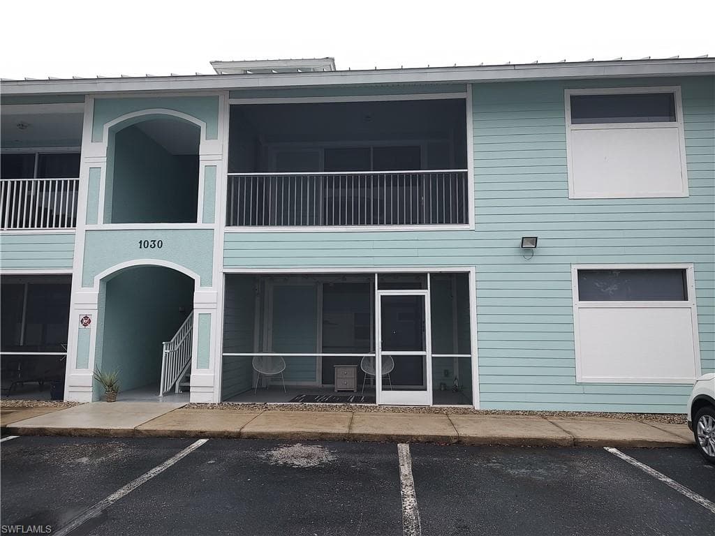 1030 Hancock Creek South BLVD 202 CAPE CORAL, FL 33909