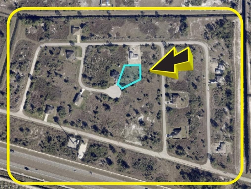 1127 Parnell CT LEHIGH ACRES, FL 33974