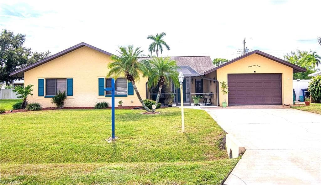 2130 Ephraim AVE FORT MYERS, FL 33907