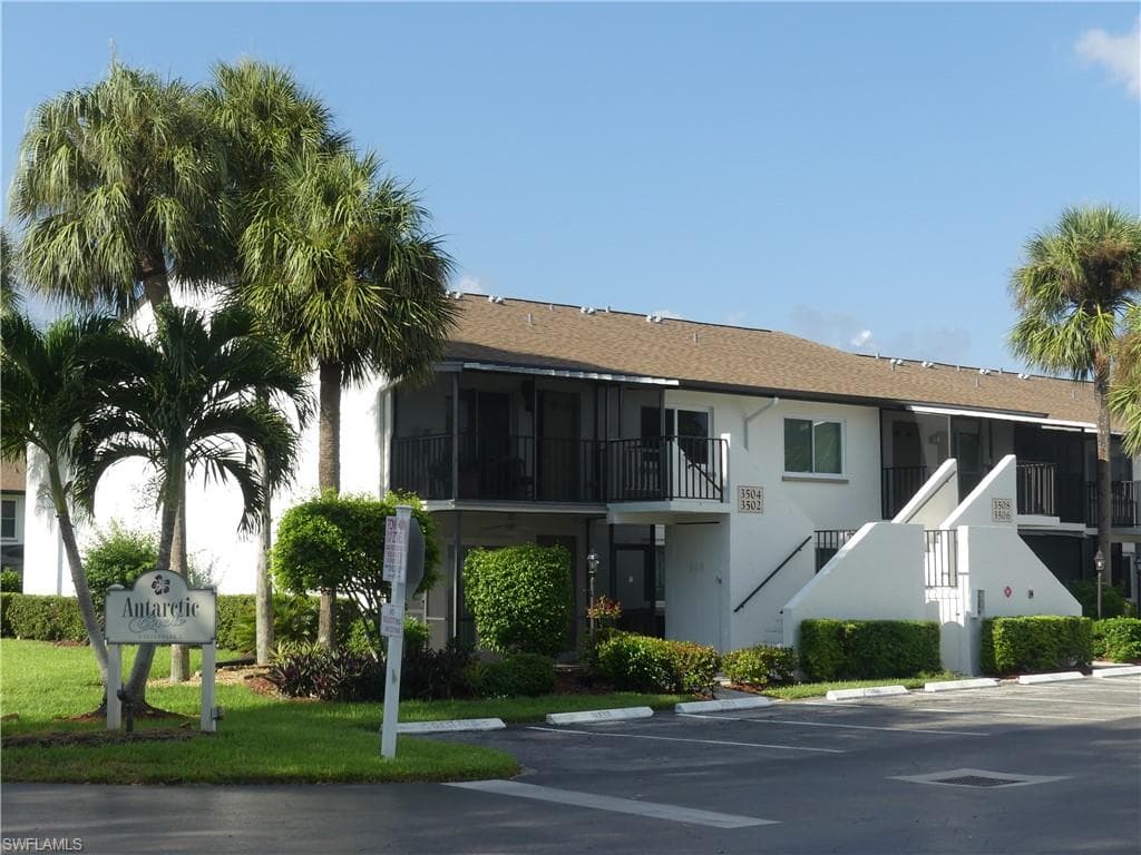 3504 Antarctic CIR 2512 NAPLES, FL 34112