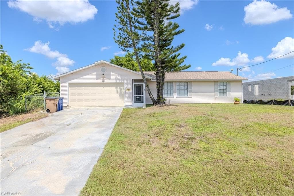 3602 13th ST SW LEHIGH ACRES, FL 33976