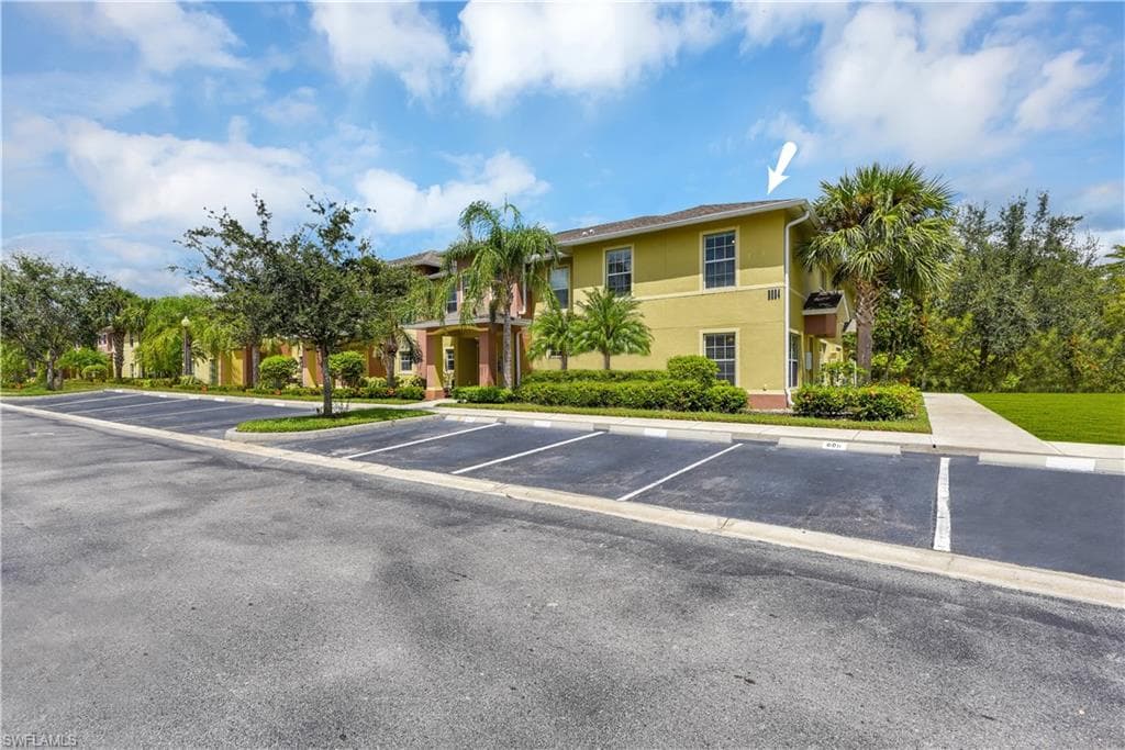 9084 Gervais CIR 609 NAPLES, FL 34120