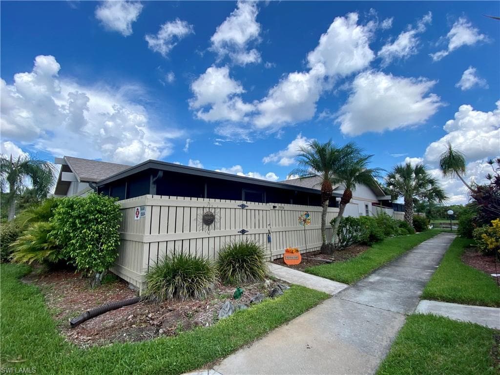 15554 Crystal Lake DR NORTH FORT MYERS, FL 33917