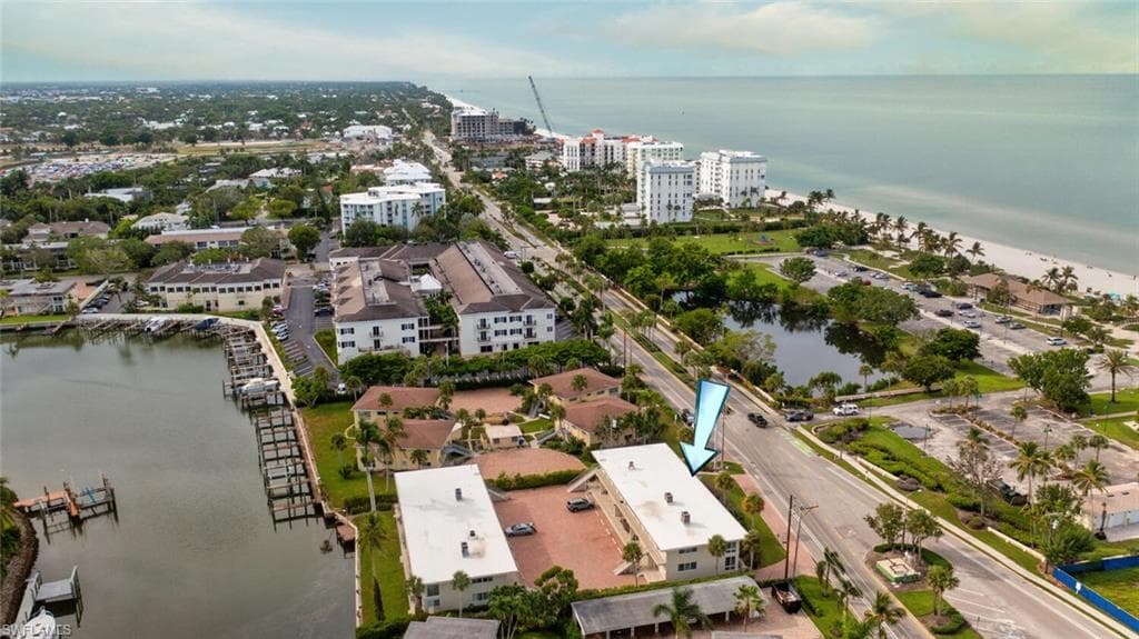 1550 Gulf Shore BLVD N W3 NAPLES, FL 34102