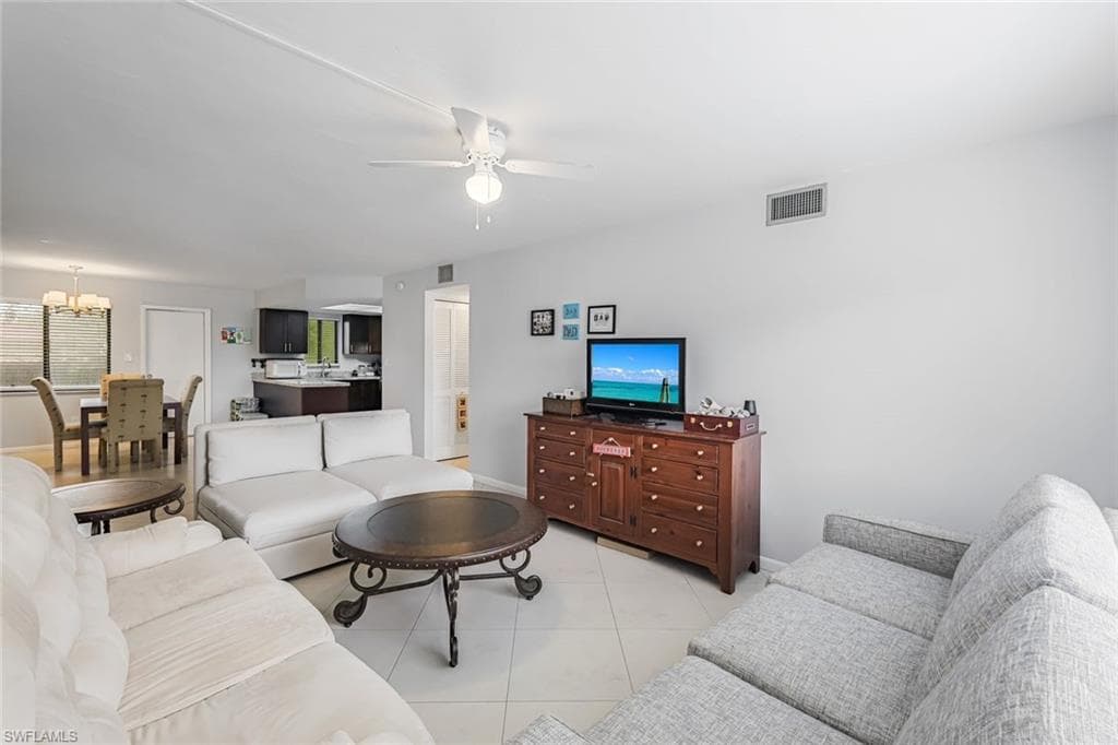 1400 Green Valley CIR 1002 NAPLES, FL 34104