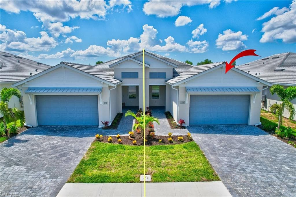 9208 Cayman DR NAPLES, FL 34114