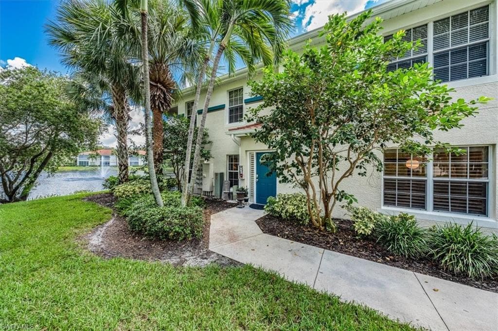10910 Oak Island RD 101 ESTERO, FL 34135