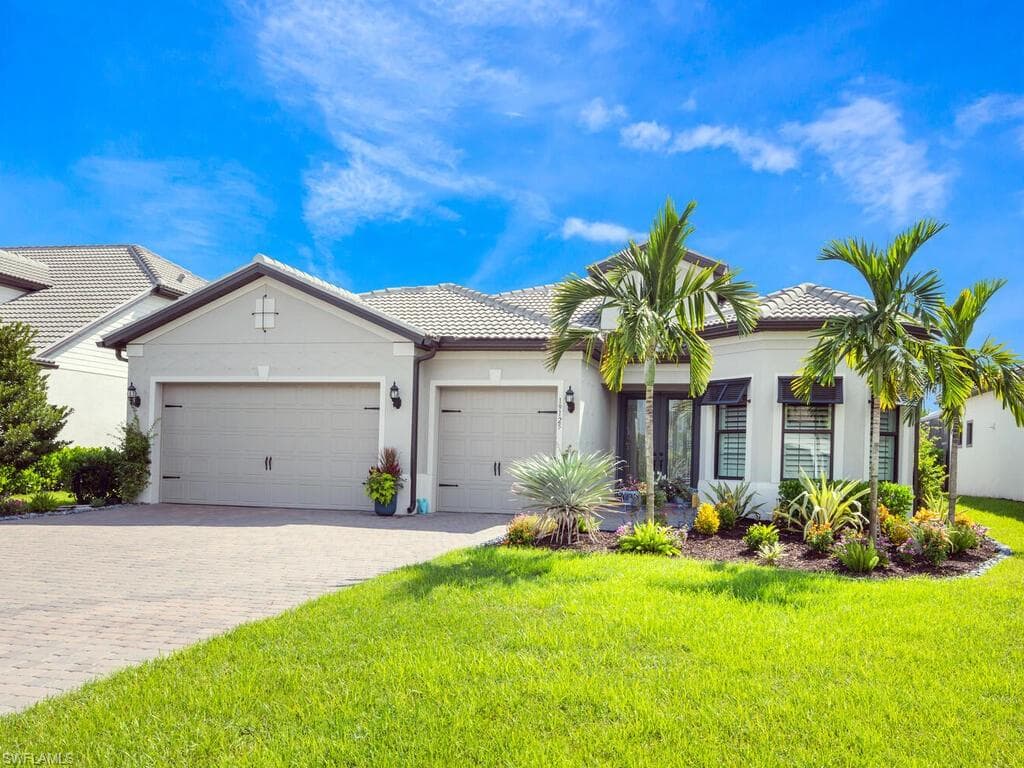 19125 Aqua Shore DR FORT MYERS, FL 33913