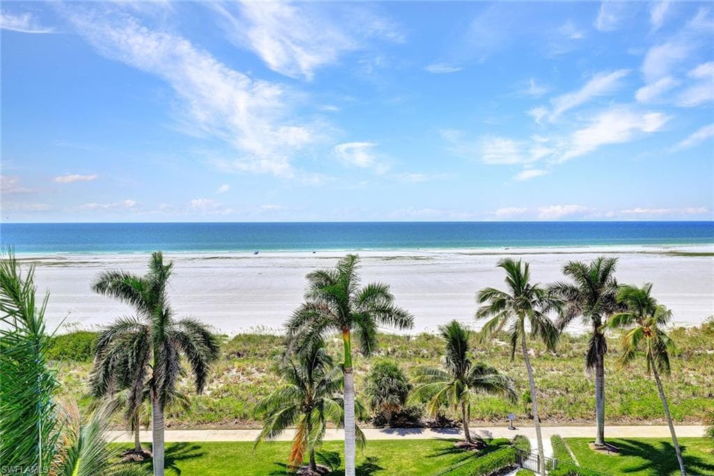 140 Seaview CT 602S MARCO ISLAND, FL 34145