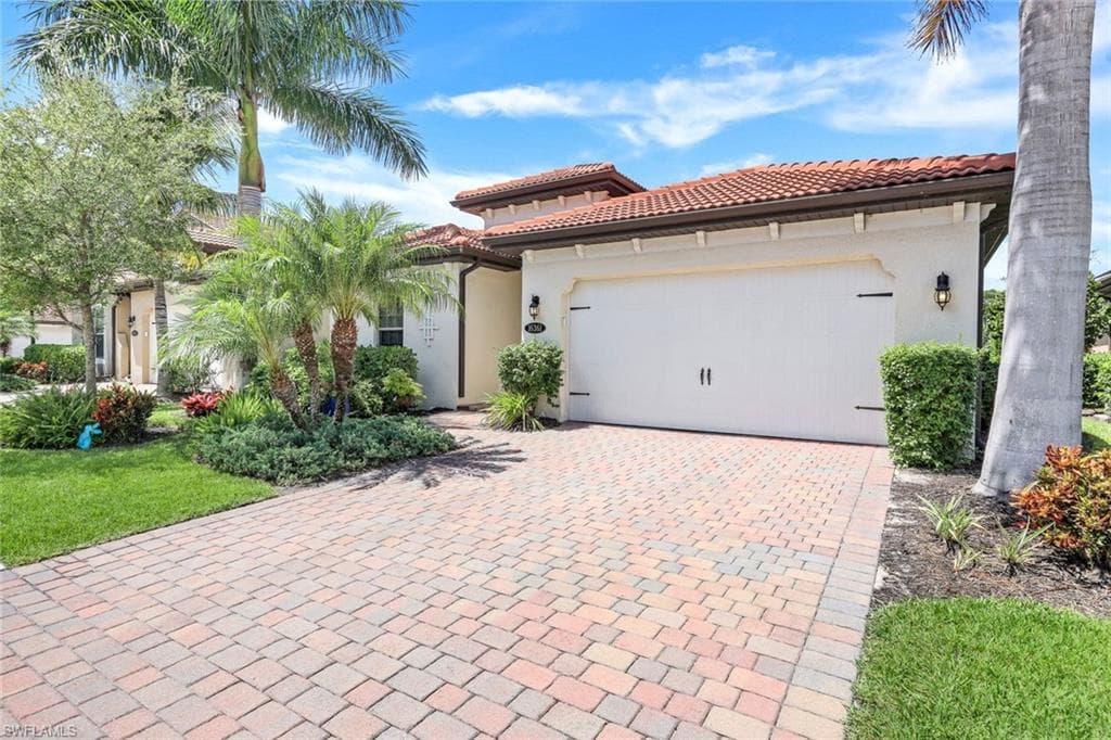 16361 Aberdeen WAY NAPLES, FL 34110