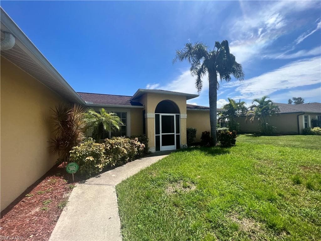 912 Allman AVE LEHIGH ACRES, FL 33971