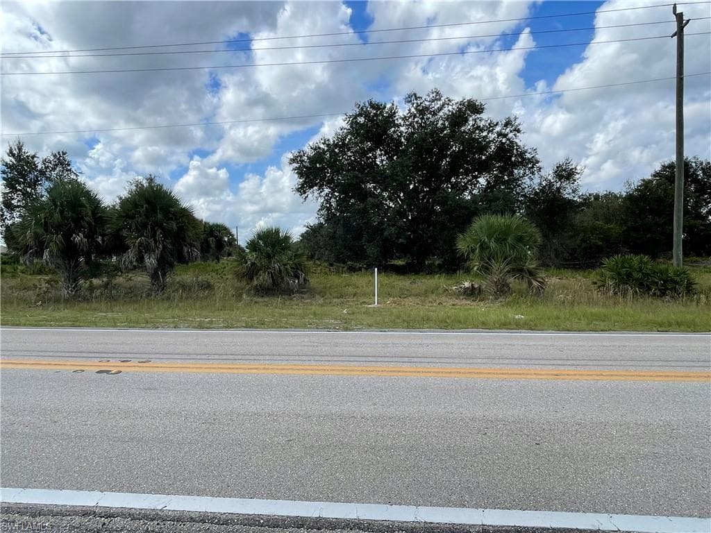5905 Sunshine BLVD N LEHIGH ACRES, FL 33971