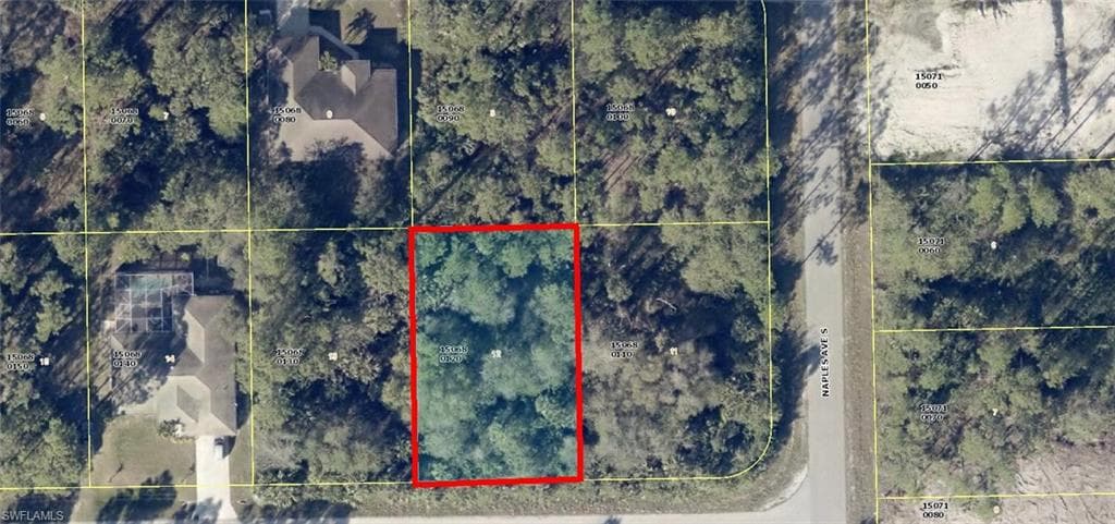 1249 Cresent ST E LEHIGH ACRES, FL 33974