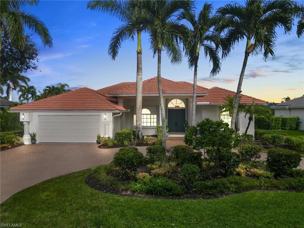 10914 Phoenix WAY NAPLES, FL 34119