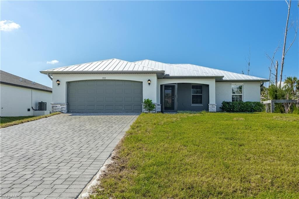 3519 Papaya ST ST. JAMES CITY, FL 33956