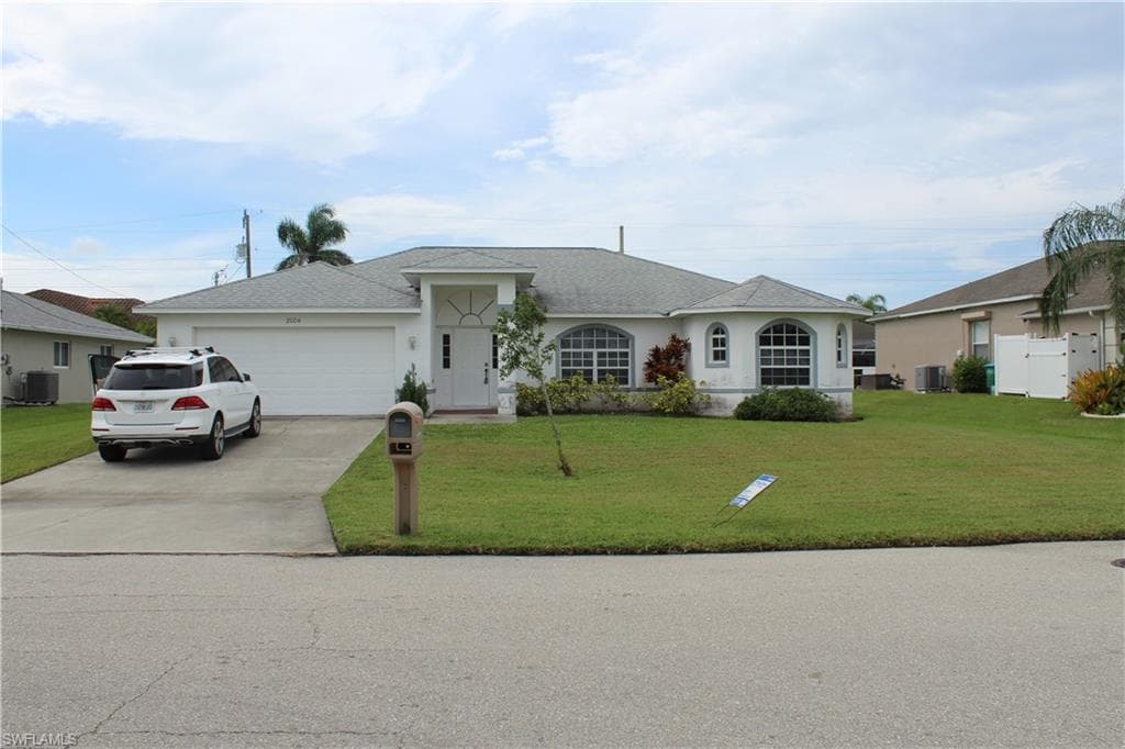 2004 SW 47th TER CAPE CORAL, FL 33914